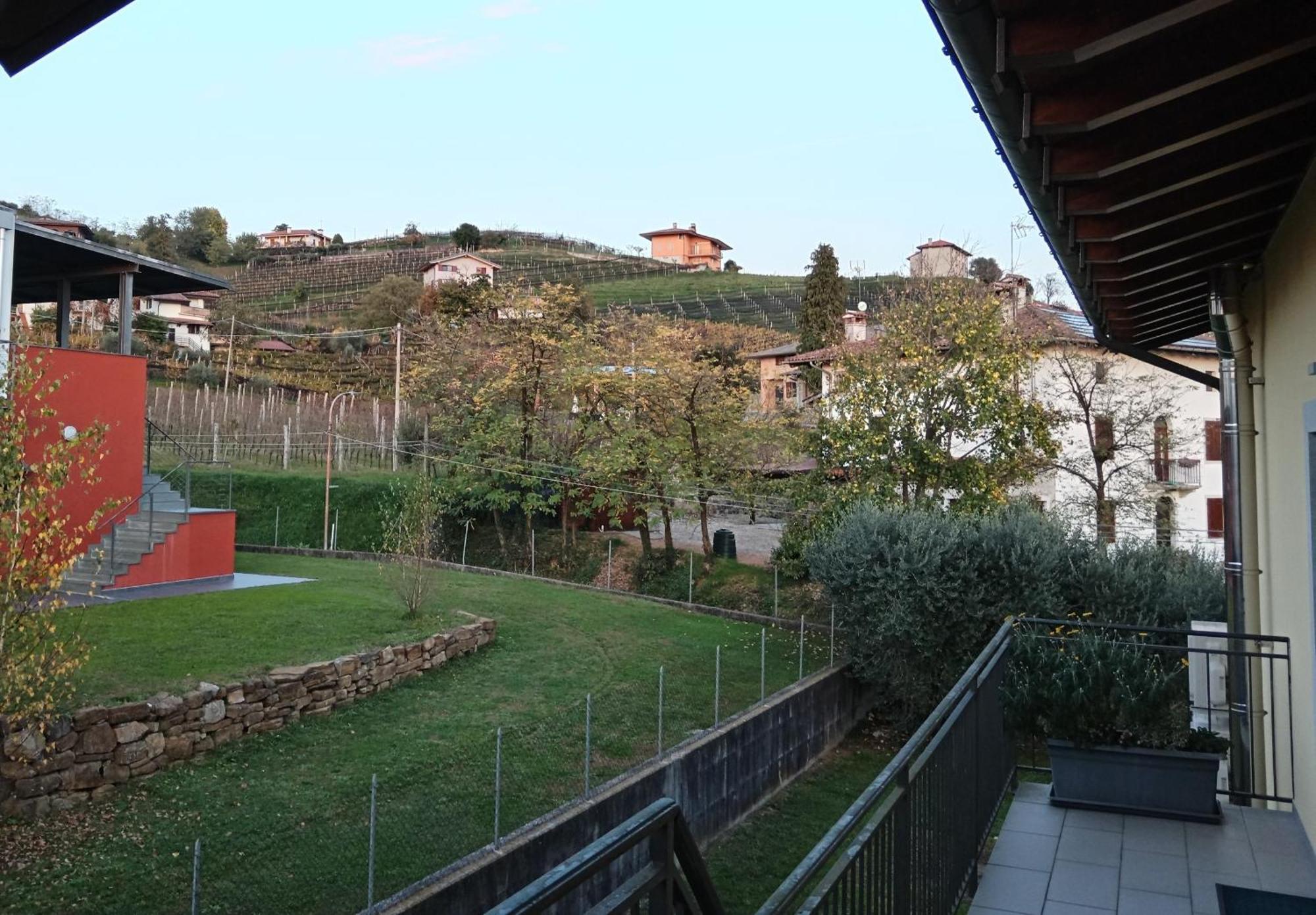 Sara&Sara Alloggio Agrituristico Savorgnano Exteriör bild