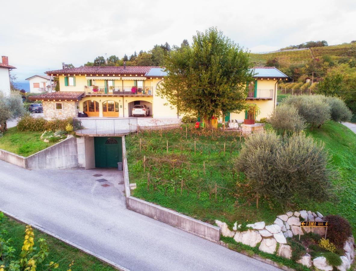 Sara&Sara Alloggio Agrituristico Savorgnano Exteriör bild